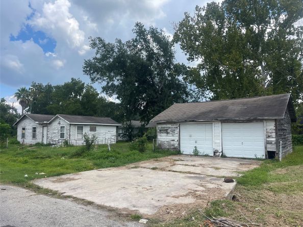 7002 Jay Street, Houston TX 77028