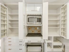 15 Greenway Plaza 10G, Houston TX 77046