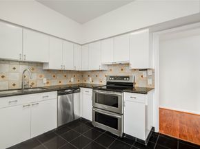 15 Greenway Plaza 10G, Houston TX 77046