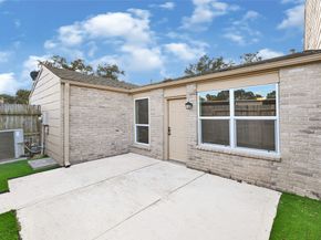 6450 Alisa Lane 602, Houston TX 77084