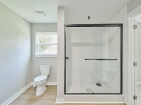 8530 Guinevere Street, Houston TX 77029