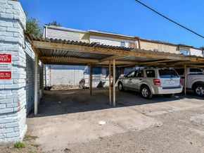 8282 Park Place Boulevard D1, Houston TX 77017