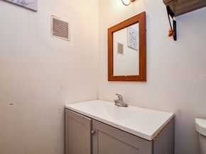 8282 Park Place Boulevard D1, Houston TX 77017