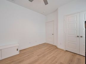 1615 Regents Gate Road, Houston TX 77055