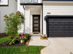 1615 Regents Gate Road, Houston TX 77055