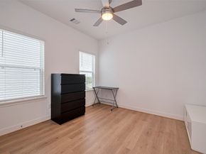 1615 Regents Gate Road, Houston TX 77055