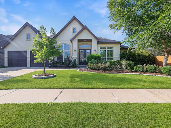 3920 Pinecrest Peak Drive, Spring TX 77386