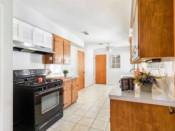 2006 Sedgie Drive, Houston TX 77080