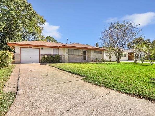 2006 Sedgie Drive, Houston TX 77080