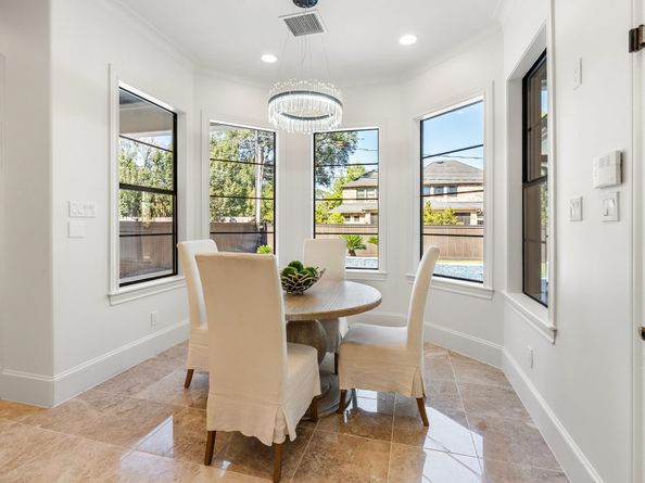 4134 Bellefontaine Street, Houston TX 77025