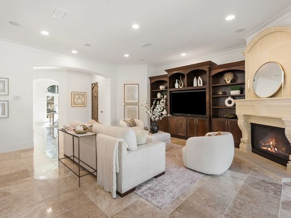 4134 Bellefontaine Street, Houston TX 77025