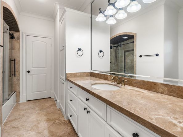 4134 Bellefontaine Street, Houston TX 77025