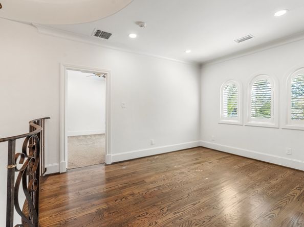 4134 Bellefontaine Street, Houston TX 77025