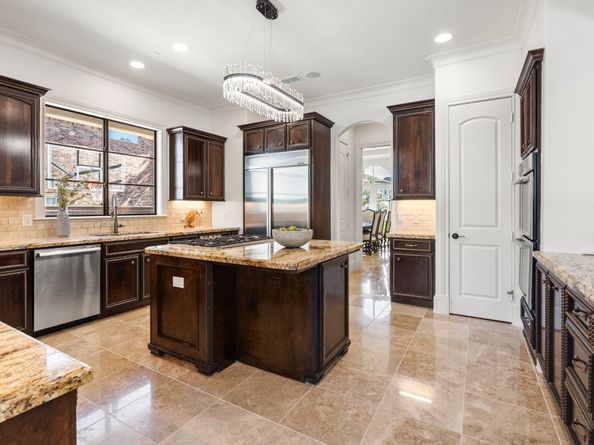 4134 Bellefontaine Street, Houston TX 77025