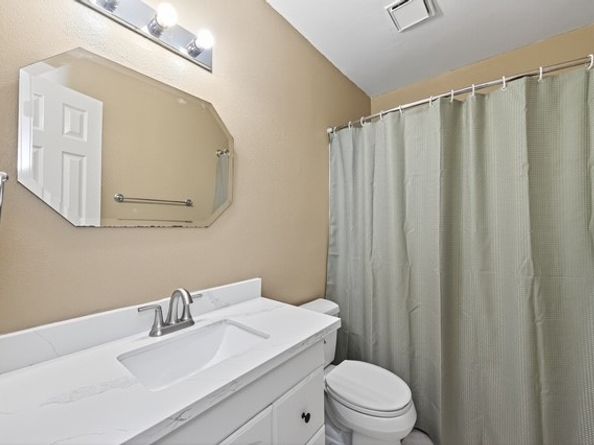 3319 Sycamore Springs Drive, Houston TX 77339