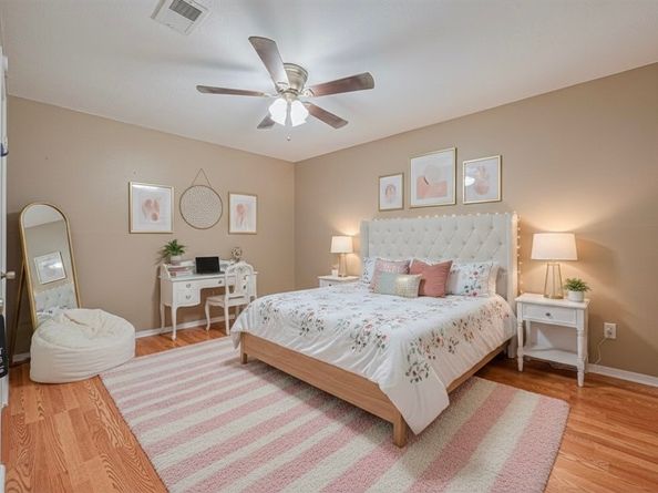 3319 Sycamore Springs Drive, Houston TX 77339