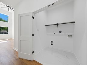 5029 Van Fleet Street A/B, Houston TX 77033