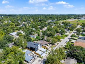 5029 Van Fleet Street A/B, Houston TX 77033