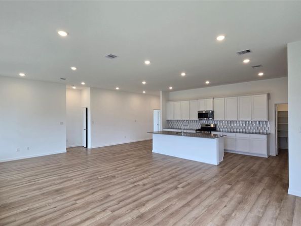 17850 Aile Pierre Pass, Conroe TX 77302