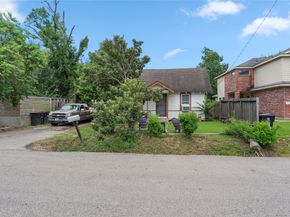 5902 Grace Lane, Houston TX 77021