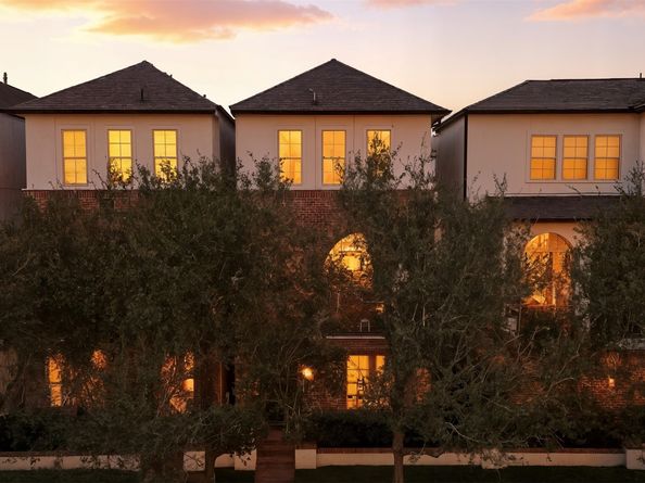 704 Paige Street, Houston TX 77003