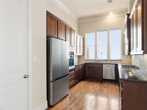 704 Paige Street, Houston TX 77003