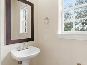 704 Paige Street, Houston TX 77003