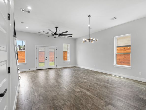 6613 Avenue O, Houston TX 77011