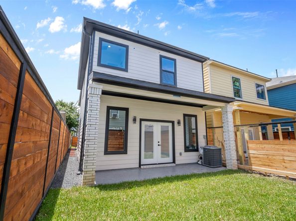 6613 Avenue O, Houston TX 77011