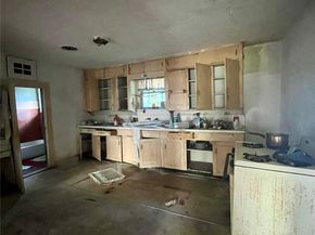 5845 Darling Street, Houston TX 77007