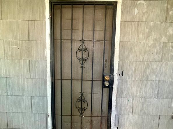 5845 Darling Street, Houston TX 77007