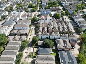 5845 Darling Street, Houston TX 77007