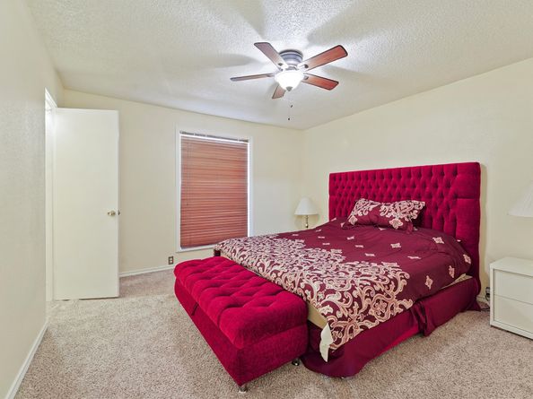 2503 Mccue Road 6, Houston TX 77056