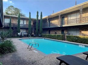 2503 Mccue Road 6, Houston TX 77056