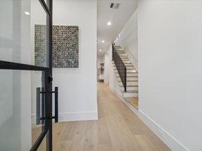 614 Eleanor Street, Houston TX 77009