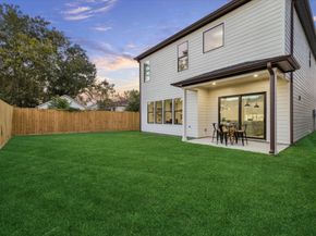 614 Eleanor Street, Houston TX 77009