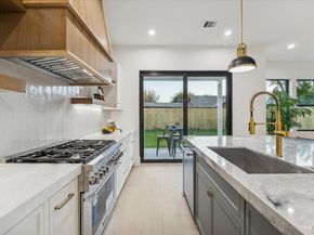 614 Eleanor Street, Houston TX 77009