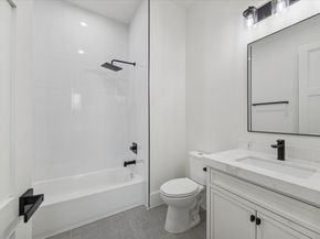 614 Eleanor Street, Houston TX 77009