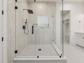 614 Eleanor Street, Houston TX 77009