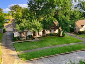 7015 Lacy Hill Drive, Houston TX 77036