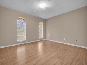 7015 Lacy Hill Drive, Houston TX 77036