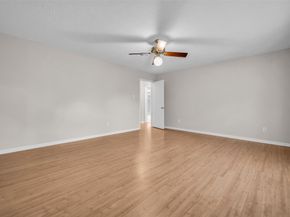 7015 Lacy Hill Drive, Houston TX 77036