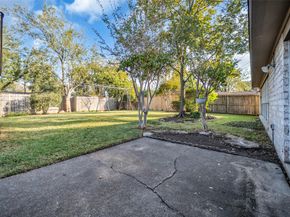 7015 Lacy Hill Drive, Houston TX 77036