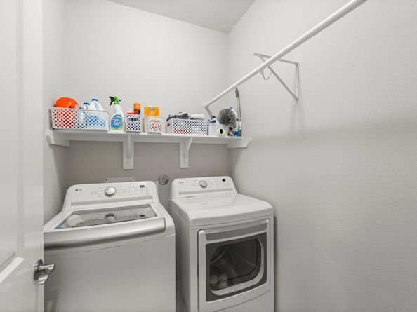 406 Thistle Thorn Drive, The Woodlands TX 77382