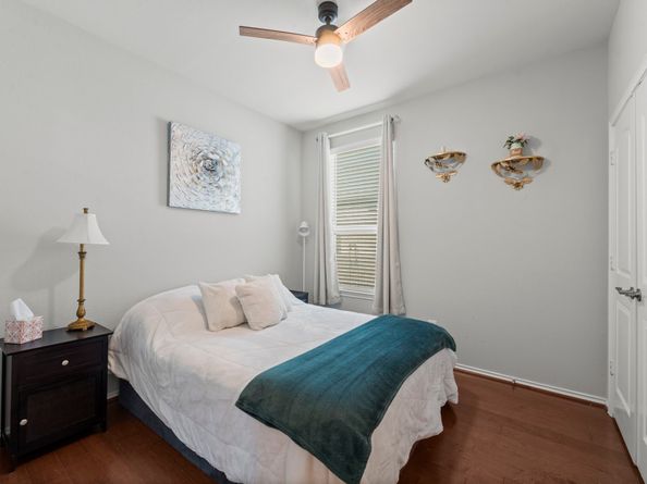 406 Thistle Thorn Drive, The Woodlands TX 77382