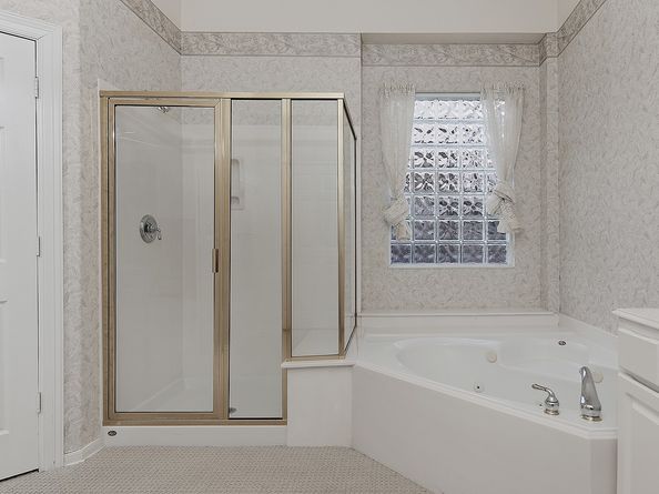 7 Sovereign Way, Conroe TX 77384