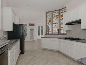 7 Sovereign Way, Conroe TX 77384