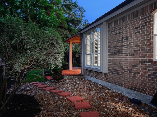 7 Sovereign Way, Conroe TX 77384