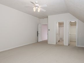 7 Sovereign Way, Conroe TX 77384