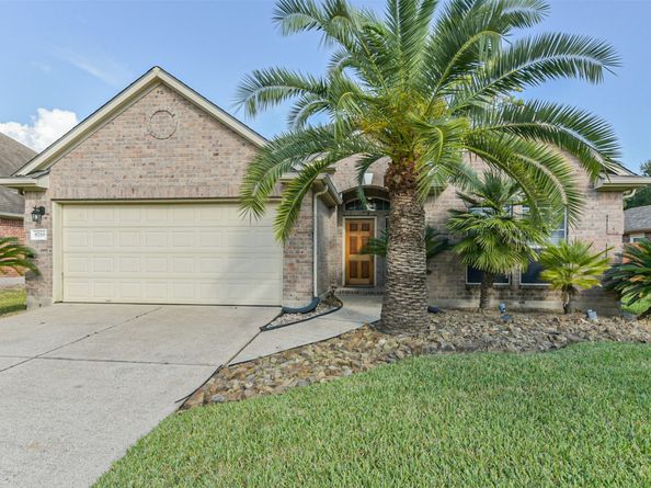 8719 Sailing Drive, Humble TX 77346